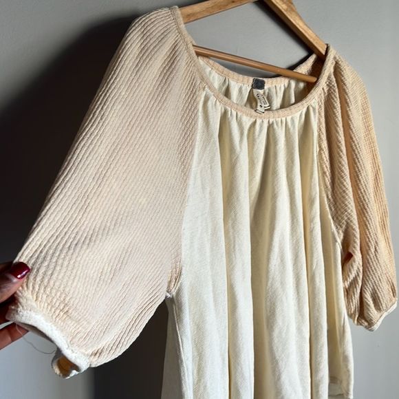 Free People puff sleeve top - Picture 6 of 9